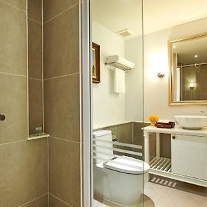 Grand Deluxe Twin Room